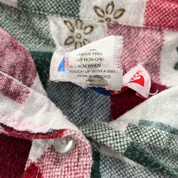 American Sweetheart Flannel Soft Fall Plaid Floral Long Sleeve Button Down Shirt - Picture 4 of 9